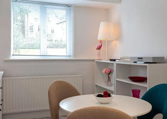 Cosy 2 Bed - Close To Centre * 利兹