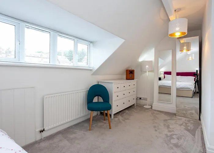 Cosy 2 Bed - Close To Centre * Leeds (West Yorkshire)